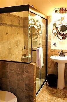 Pure Nuphoria Bed & Breakfast National Harbor Exterior foto